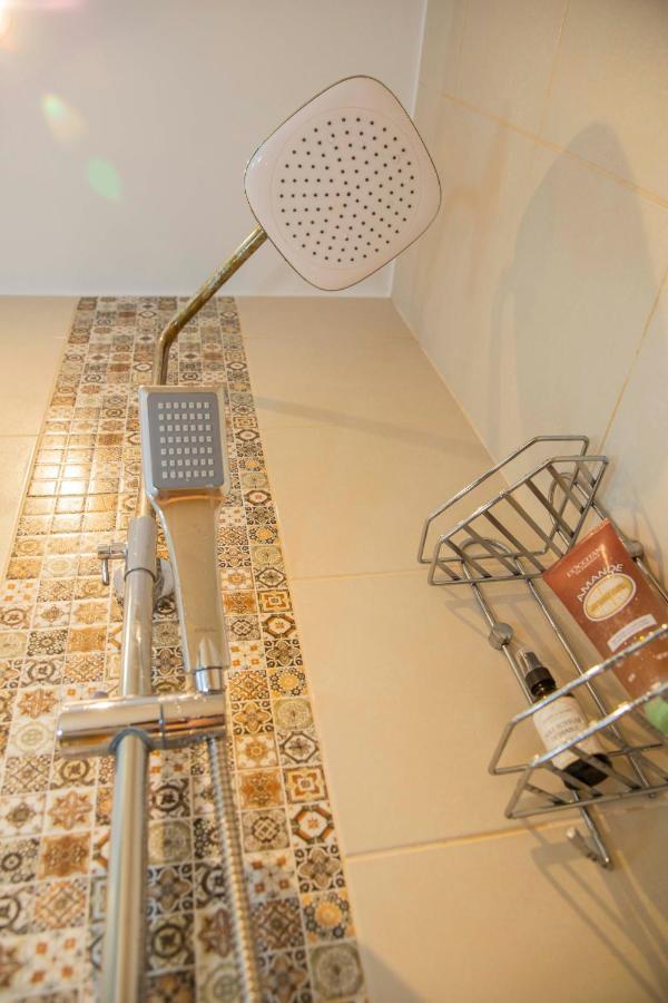 Central Sofia 3-Bedroom Apartment - Urban Art Gallery - Free Parking! Εξωτερικό φωτογραφία