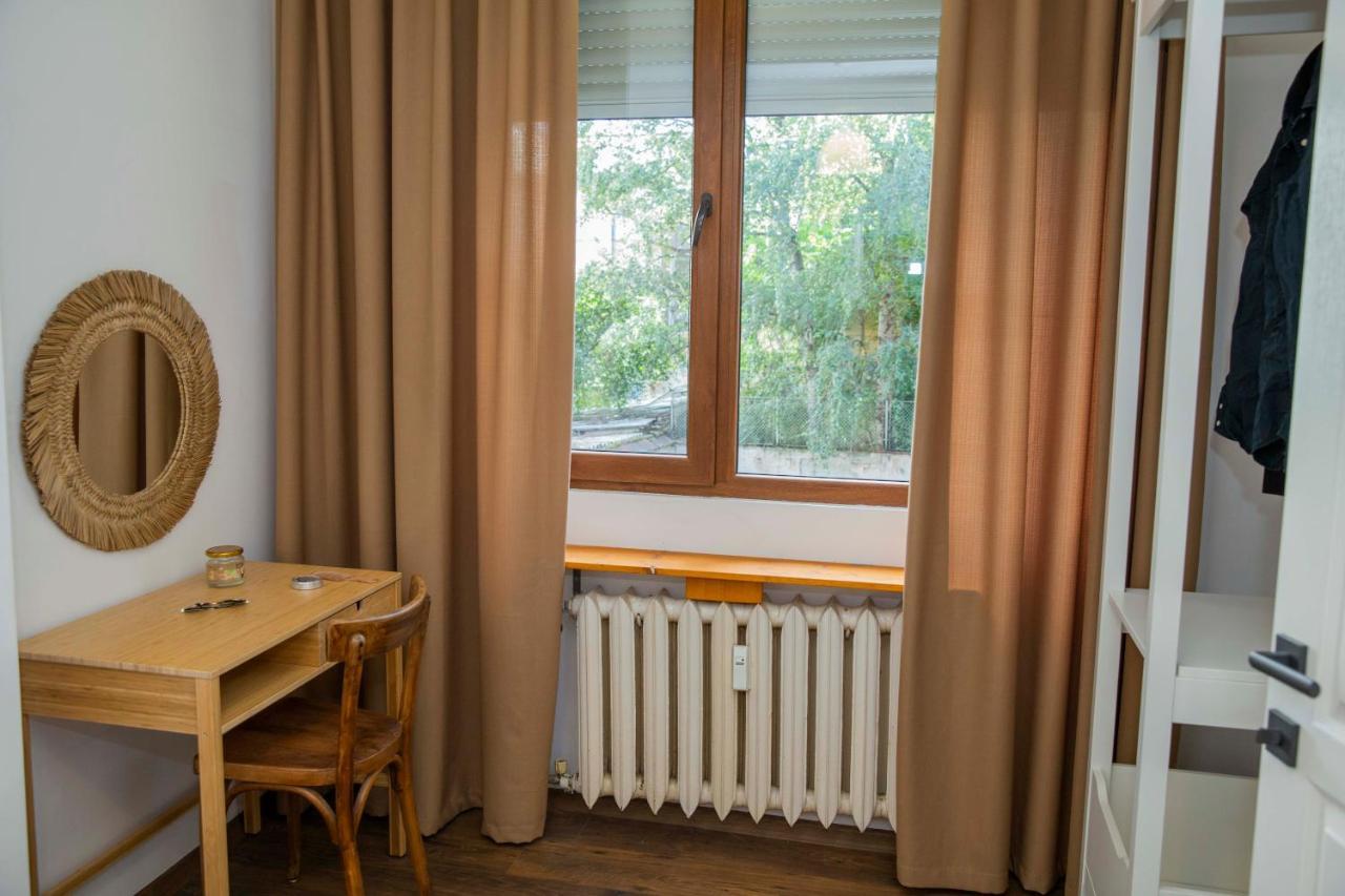 Central Sofia 3-Bedroom Apartment - Urban Art Gallery - Free Parking! Εξωτερικό φωτογραφία